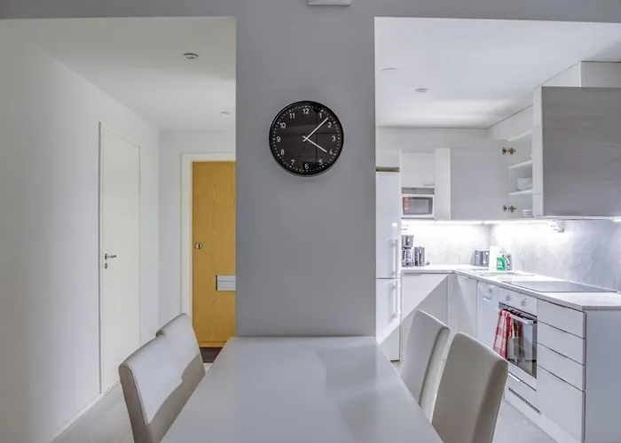 Apartamento Tyylikaes Kaksio Kakolanmaeellae! Turku